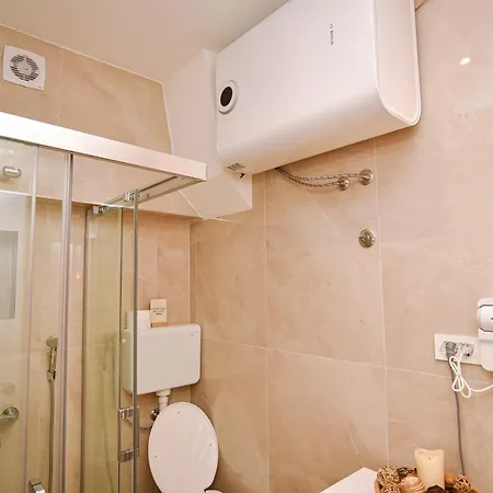 Apartamento Michurin - Free Parking - Near Bus & Train Station